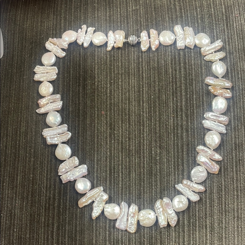 Lustrous Baroque Pearl Necklace